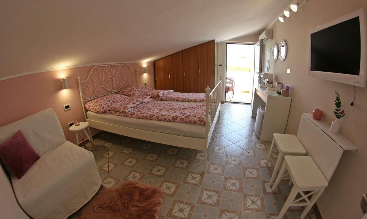 Room And Apartment Doris Lovrečica Zewnętrze zdjęcie