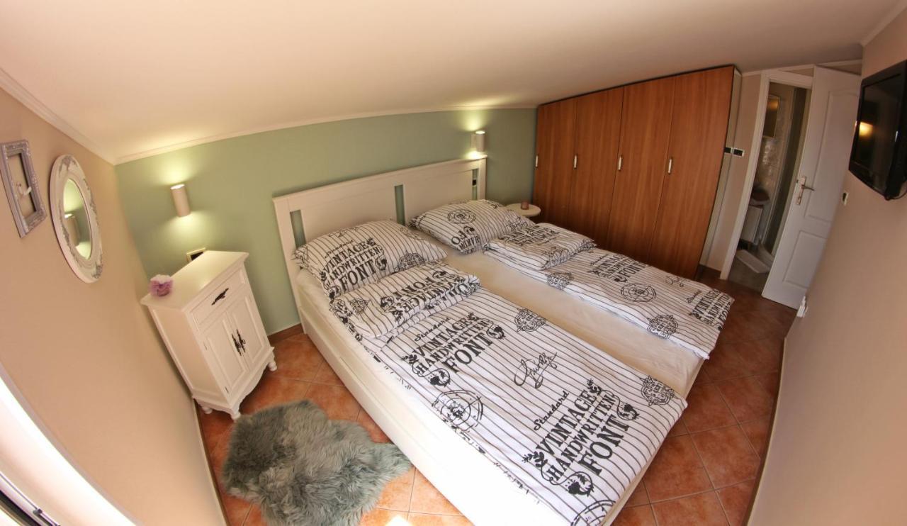 Room And Apartment Doris Lovrečica Zewnętrze zdjęcie