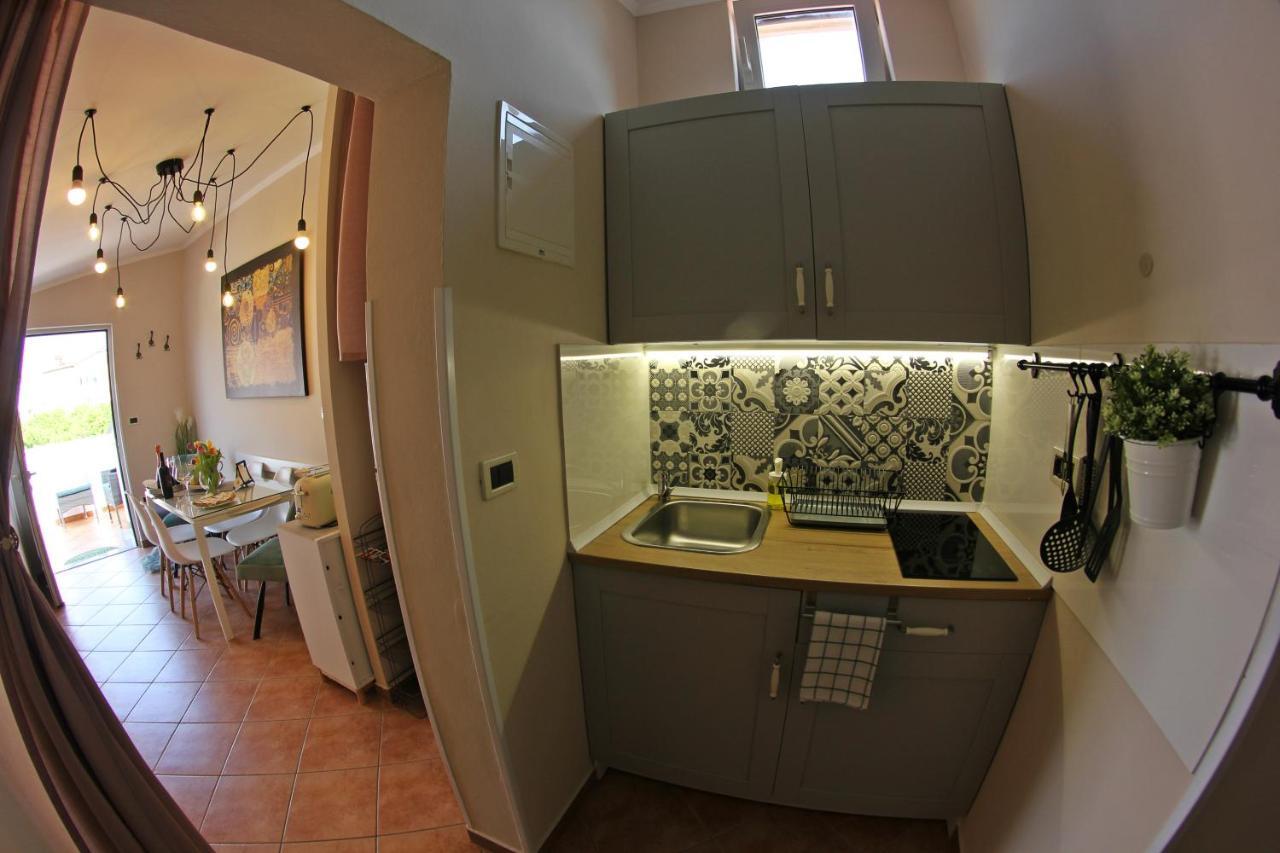 Room And Apartment Doris Lovrečica Zewnętrze zdjęcie